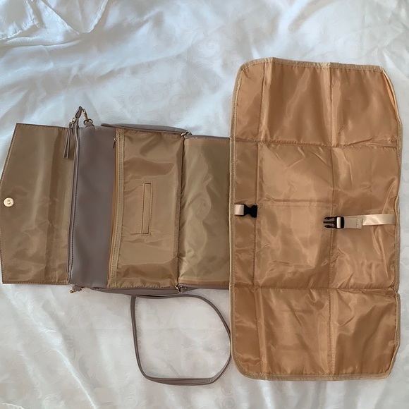 Crossbody purse with both baby changing pad & place for baby wipes, in Taupe/tan - Picture 5 of 16